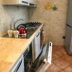 Cortile Del Forno Nel Centro Storico * Arona