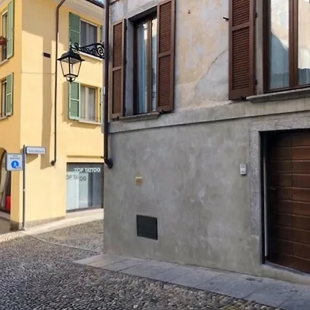 Apartament Cortile Del Forno Nel Centro Storico Arona