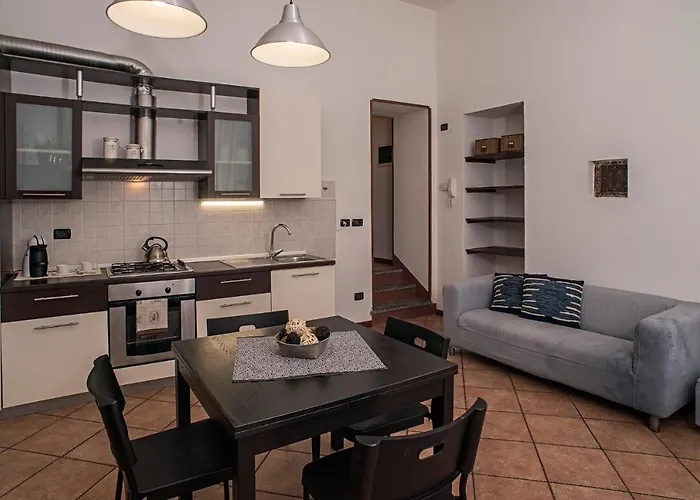 Apartment Cortile Del Forno Nel Centro Storico Arona