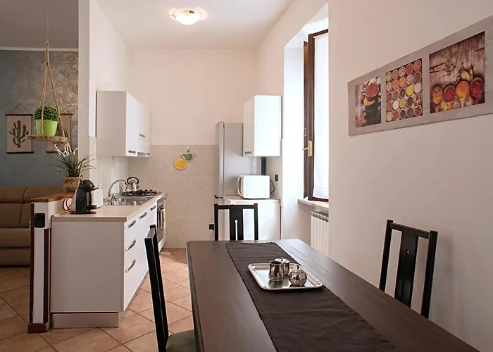 Apartament Cortile Del Forno Nel Centro Storico Arona