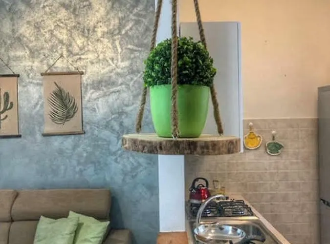 Cortile Del Forno Nel Centro Storico * Arona