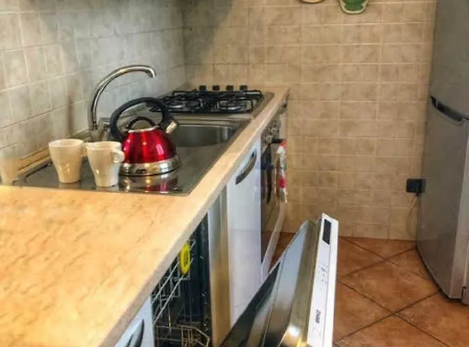 Cortile Del Forno Nel Centro Storico * Arona